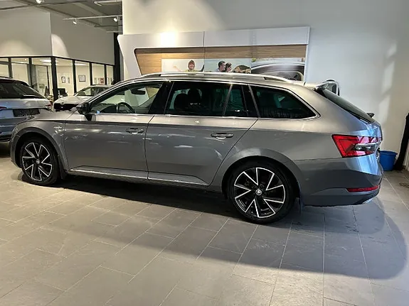 Skoda Superb 2024 photo 5