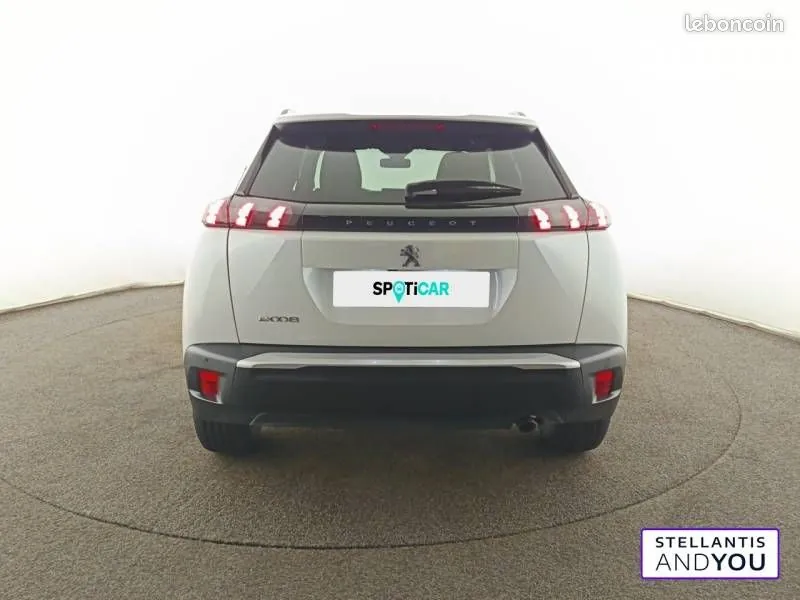Peugeot 2008 2023 photo 5