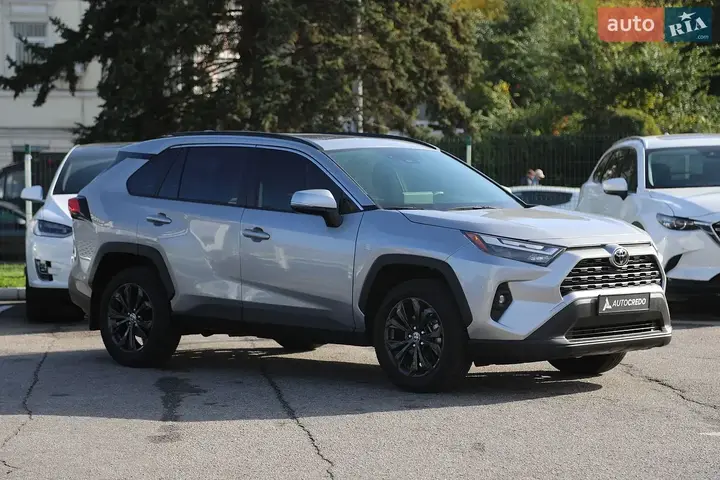 Toyota Rav4 2024 photo 4