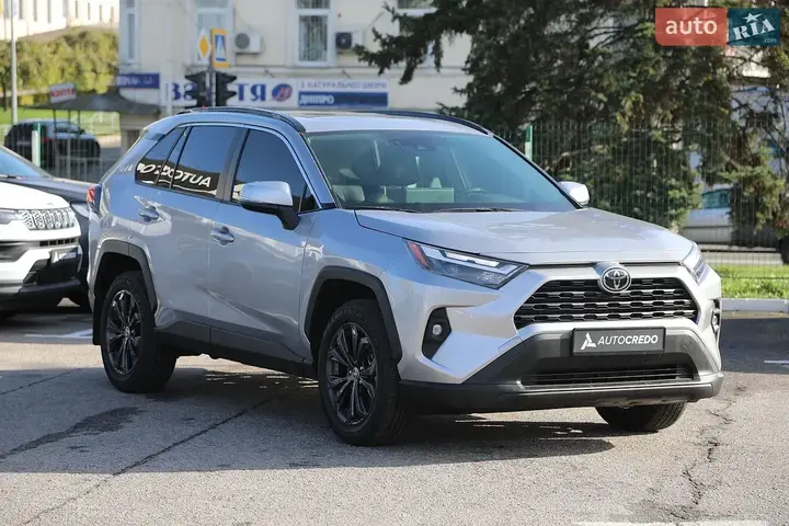 Toyota Rav4 2024 photo 3
