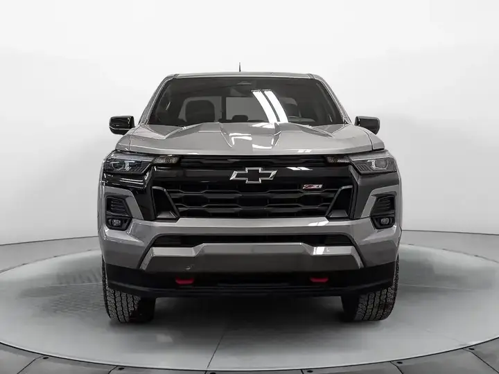 Chevrolet Colorado 2024 photo 2