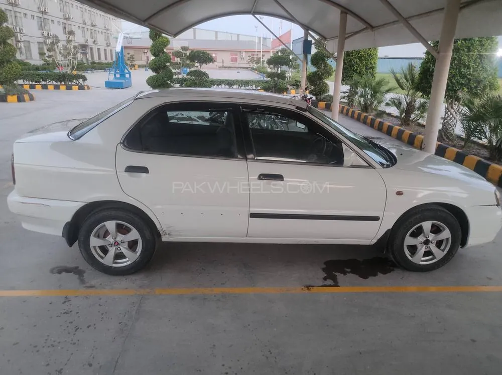 Suzuki Baleno