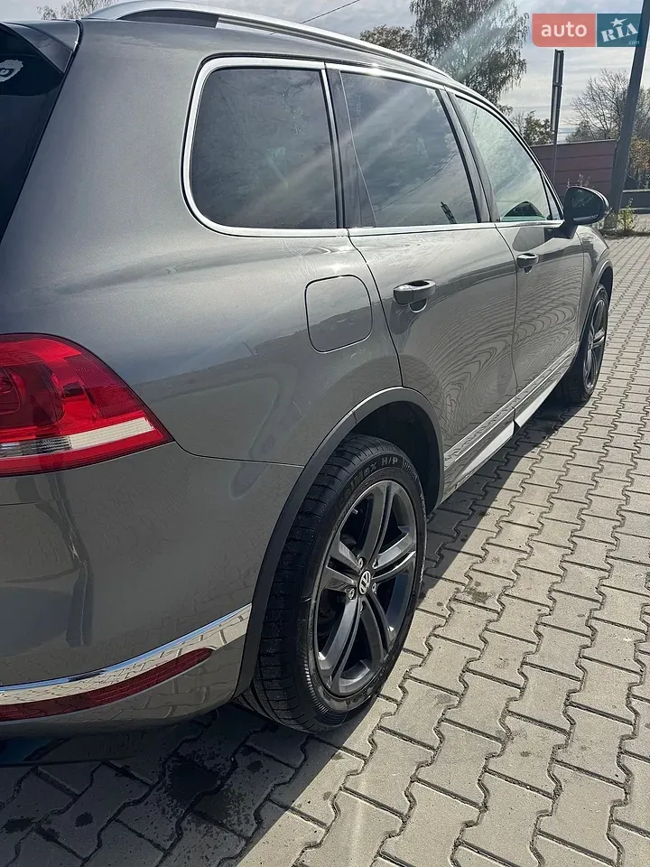 Volkswagen Touareg 2015 photo 4