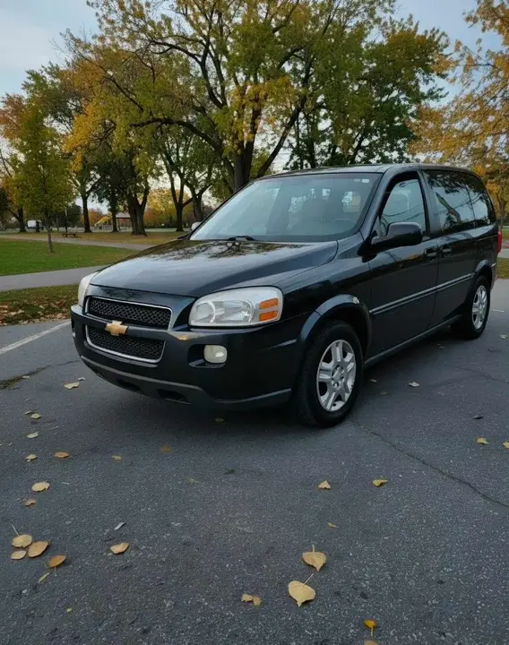 Chevrolet Uplander 2009 photo 2