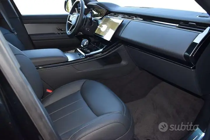 Land Rover Range Rover Sport 2025 photo 3