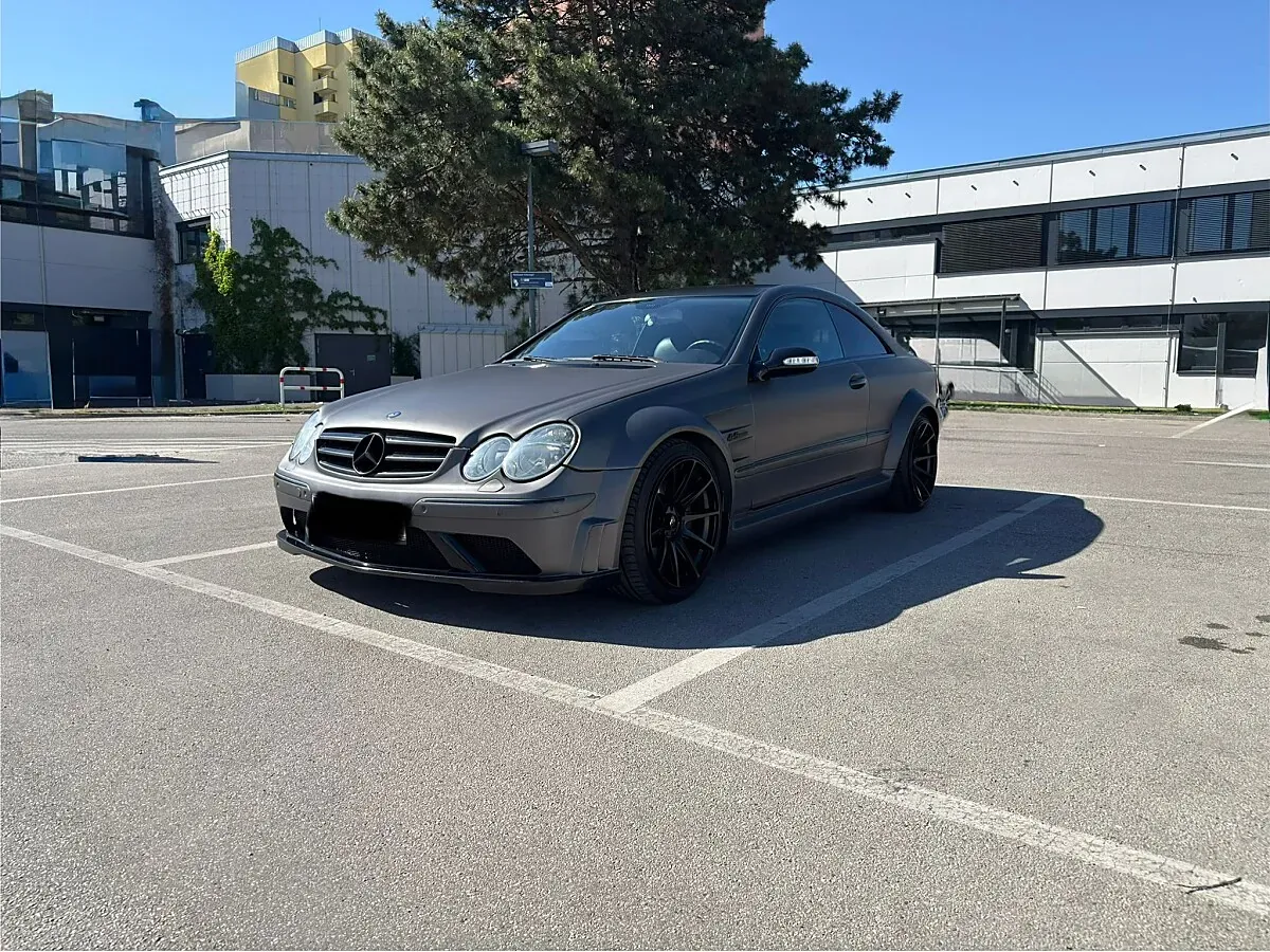 Mercedes-Benz Clk-Class 2005 photo 3