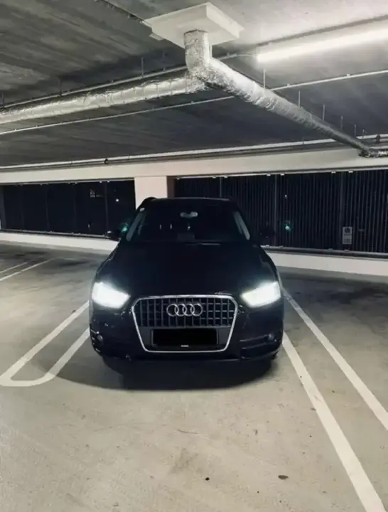 Audi Q3 2012 photo 2