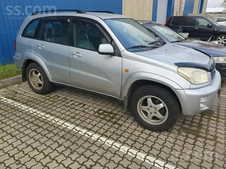 Toyota Rav4 2001 photo 3
