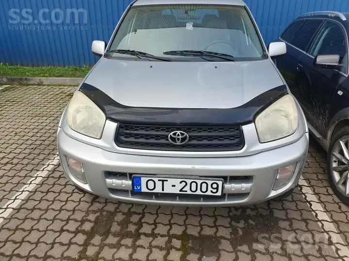 Toyota Rav4 2001 photo 2