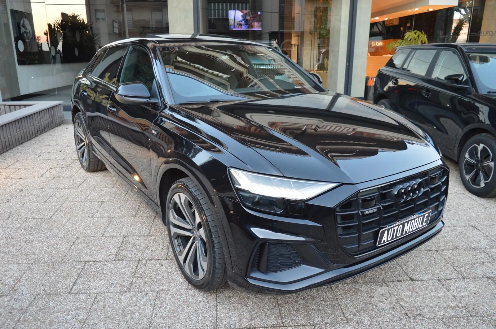 Audi Q8 2019 photo 5