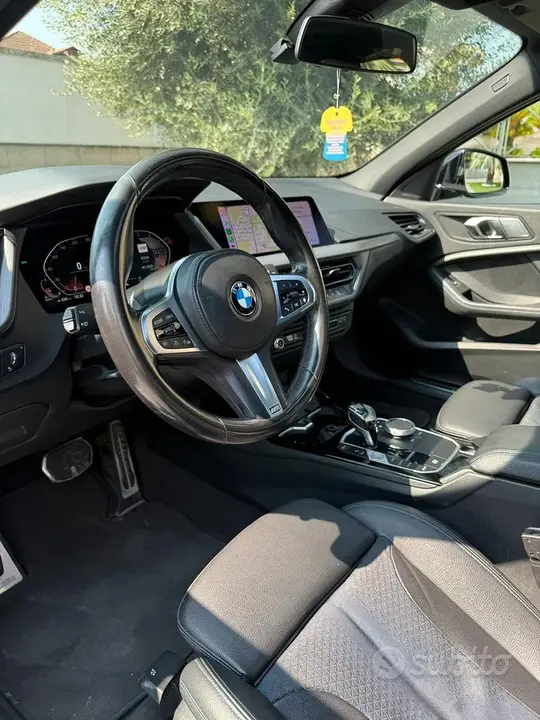 BMW 1 Series 2021 photo 3