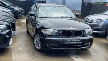 BMW 1 Series 2009 photo 2