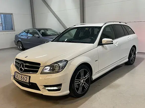 Mercedes-Benz C 220 2014 photo 4