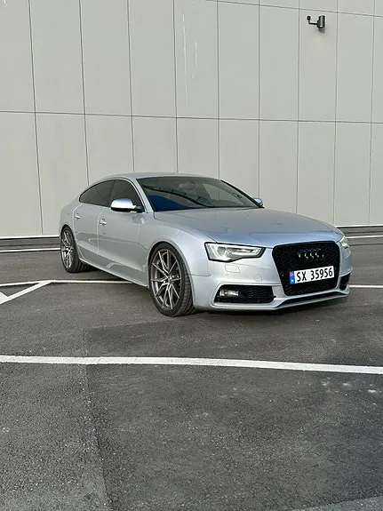Audi S5 2012 photo 2