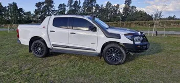 Holden Colorado 2019 photo 2