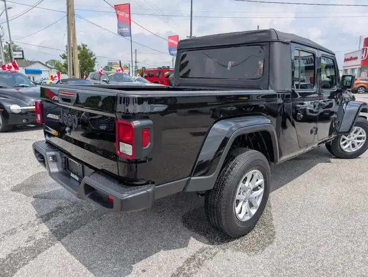 Jeep Gladiator 2023 photo 5