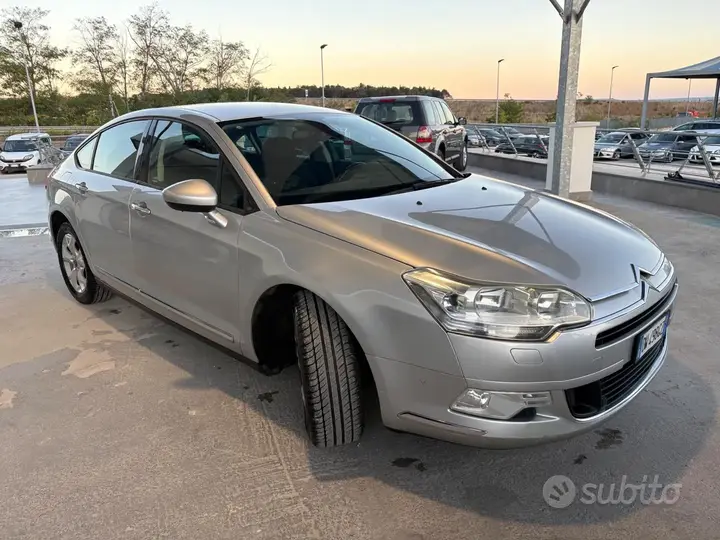 Citroen C5 2009 photo 2