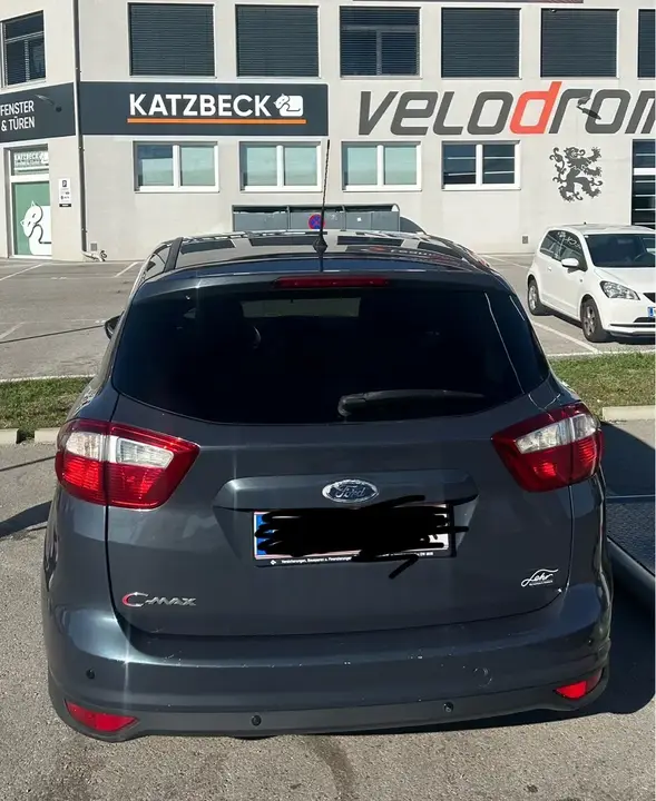 Ford C-Max 2011 photo 2