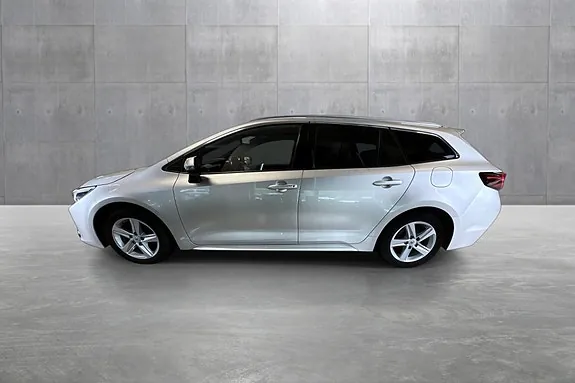 Toyota Corolla 2024 photo 2