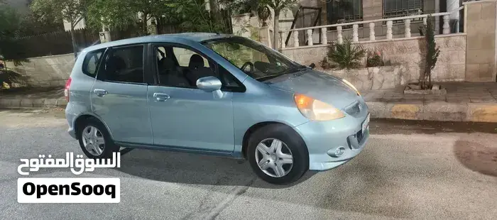 Honda Jazz 2009 photo 2
