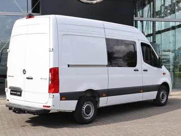 Mercedes-Benz Sprinter 2024 photo 2