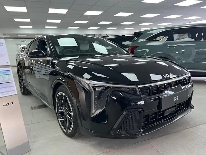Kia K4