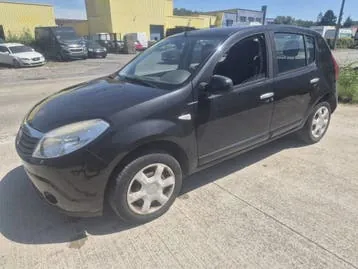 Dacia Sandero 2011 photo 3