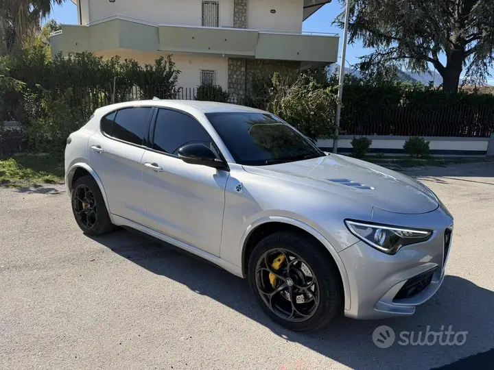 Alfa Romeo Stelvio 2021 photo 4