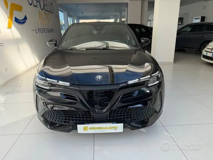 Alfa Romeo Junior 2025 photo 2