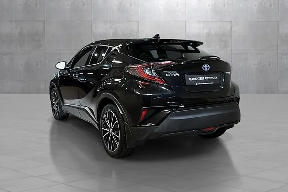 Toyota C-Hr 2017 photo 3