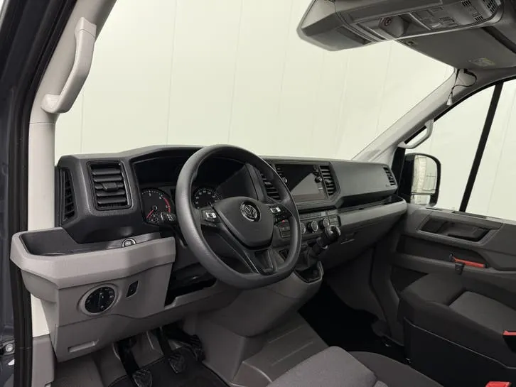 Volkswagen Crafter 2023 photo 3