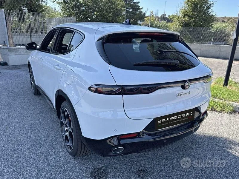 Alfa Romeo Tonale 2025 photo 3