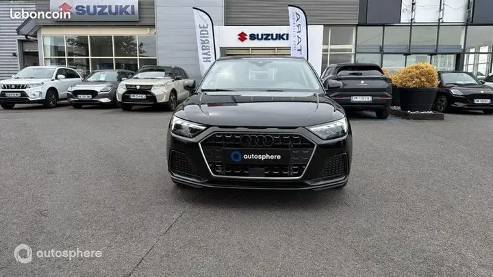 Audi A1 2023 photo 2