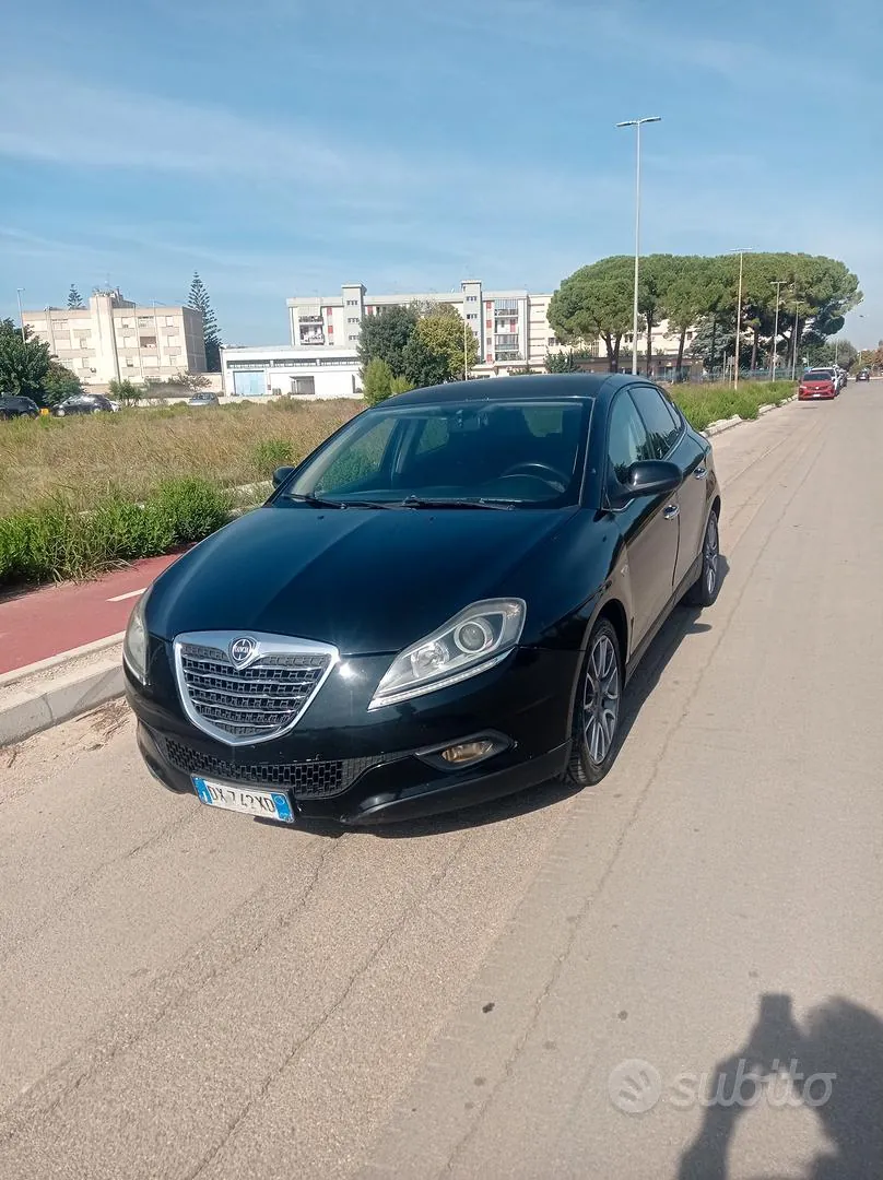 Lancia Delta 2009 photo 2