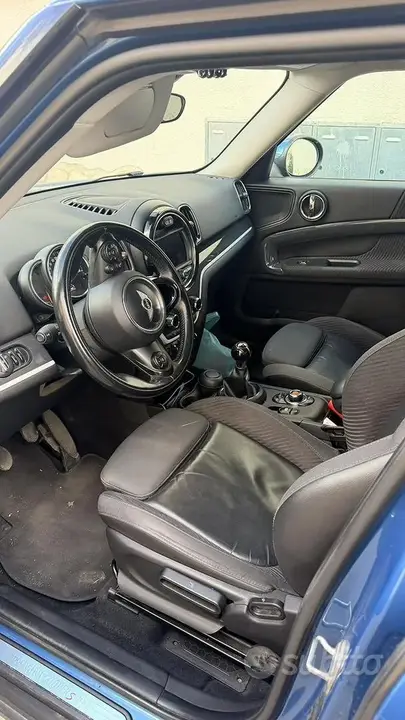 Mini Countryman 2018 photo 3