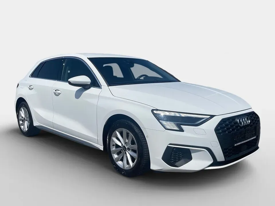 Audi A3 2024 photo 2