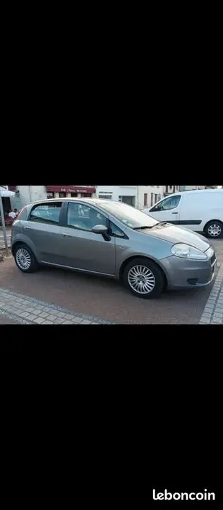Fiat Grande Punto 2006 photo 3