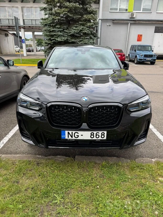 BMW X4 2022 photo 2