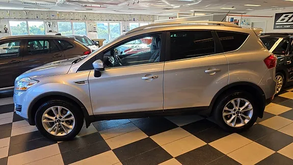 Ford Kuga 2012 photo 2