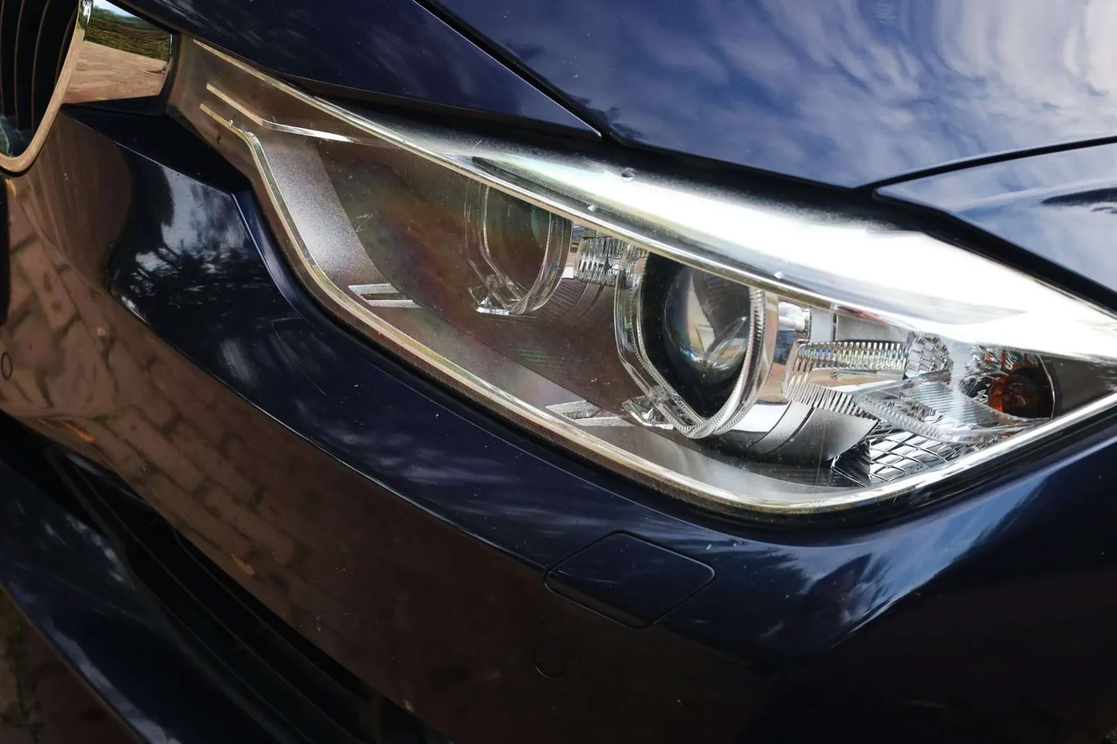 BMW 320I 2014 photo 5