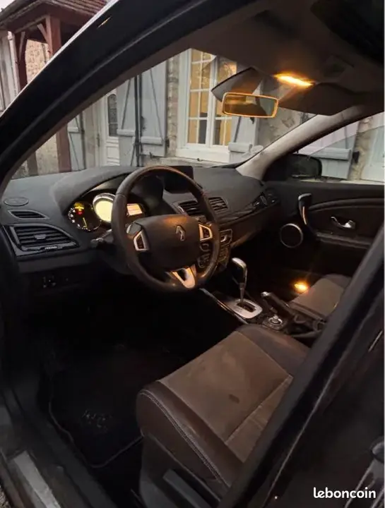 Renault Clio 2011 photo 3