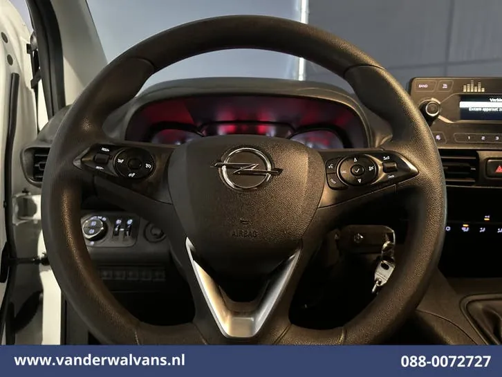 Opel Combo 2019 photo 2