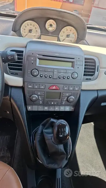 Lancia Ypsilon 2005 photo 5