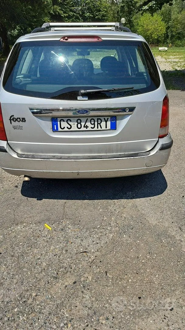 Ford Focus Station Wagon 2005 photo 3