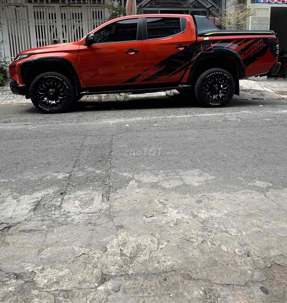 Mitsubishi Triton 2022 photo 2