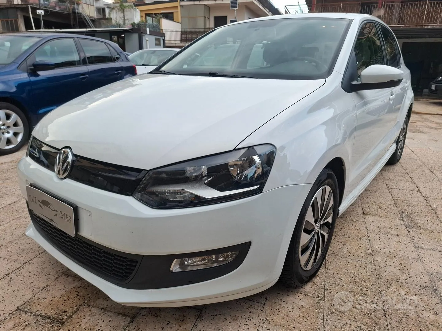 Volkswagen Polo 2015 photo 2