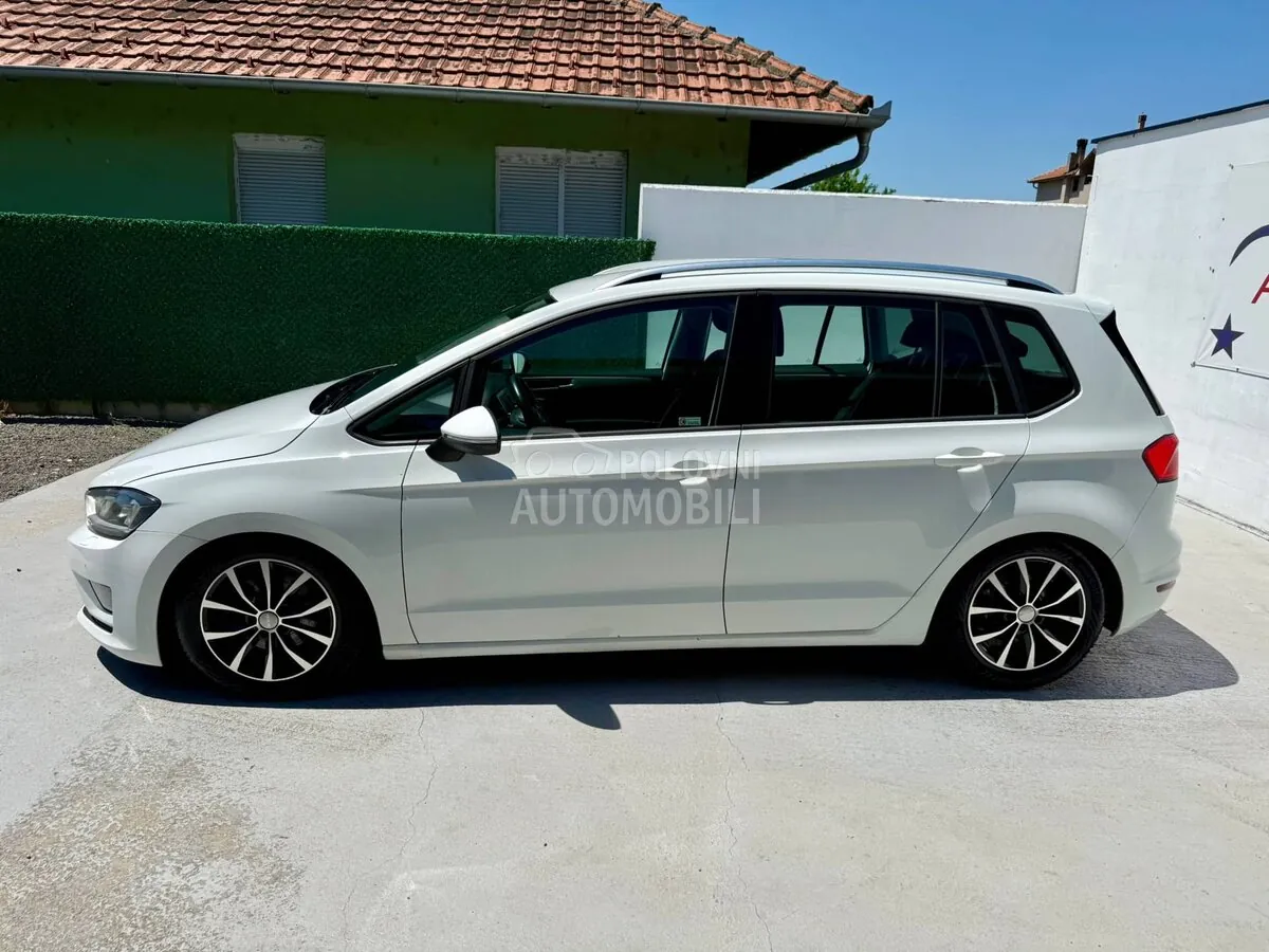 Volkswagen Golf Sportsvan 2015 photo 3
