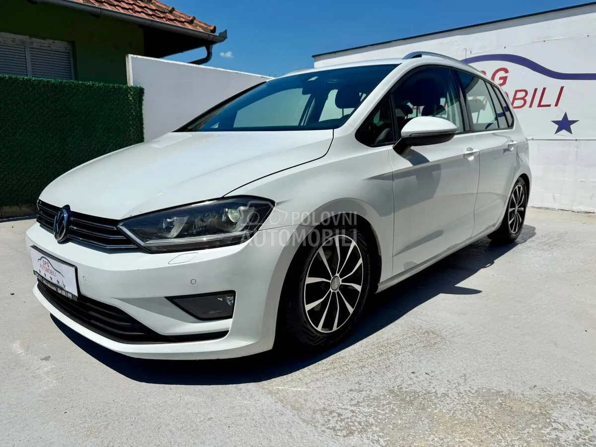 Volkswagen Golf Sportsvan 2015 photo 2