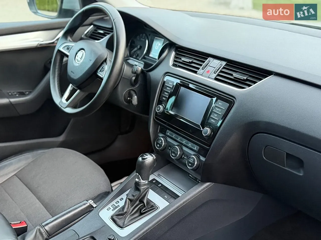 Skoda Octavia 2013 photo 5