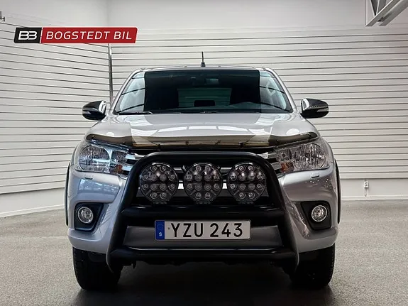 Toyota Hilux 2017 photo 2